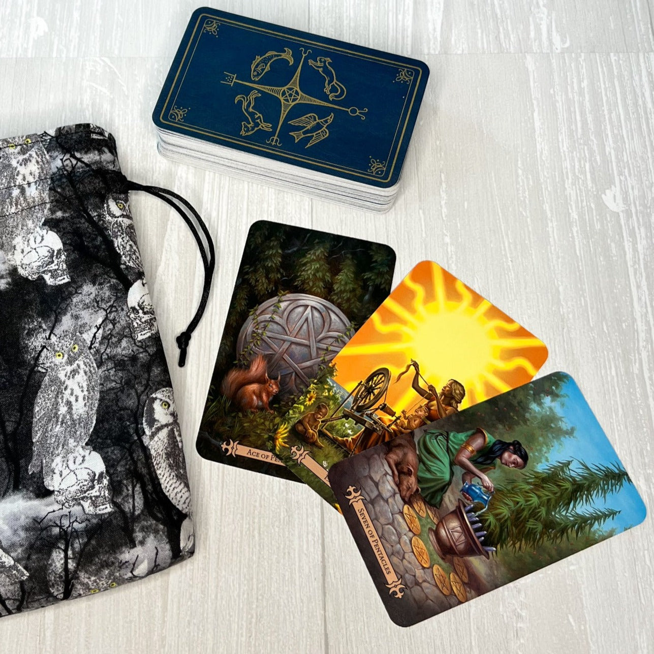 Modern Spellcaster's Tarot