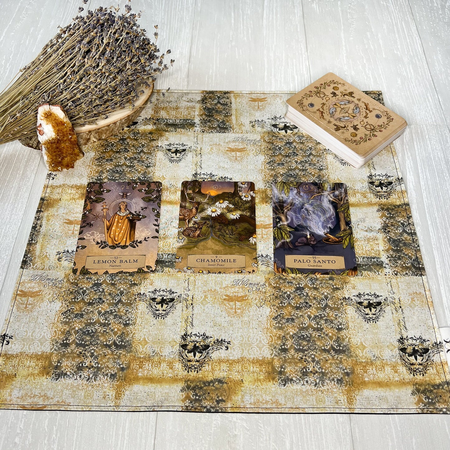 Bee Altar Cloth, Yellow & Black Tarot Reading Cloth, Boho Tarot Reading Supplies and Accessories, Rune Casting Cloth, Witch Tarot Reader