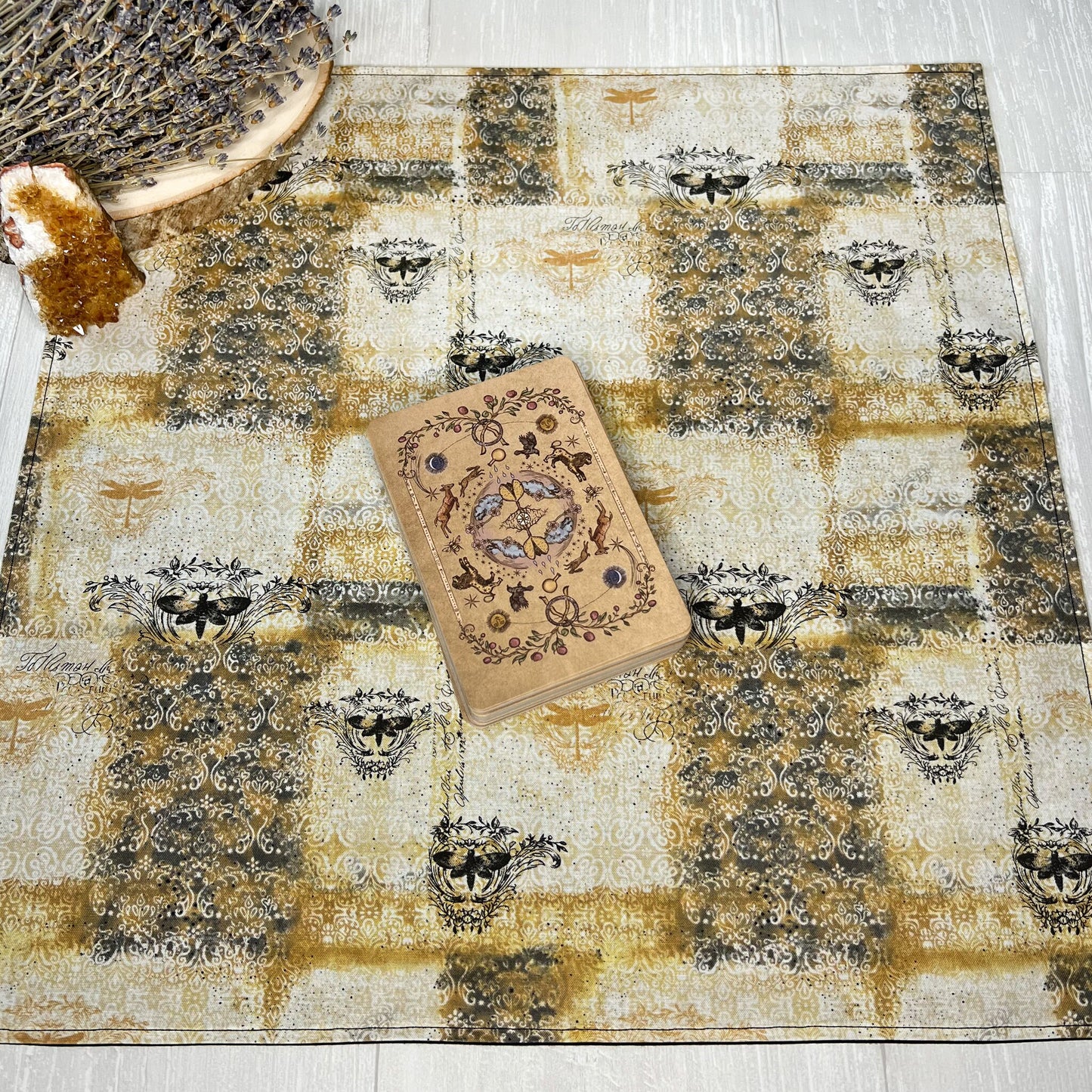 Bee Altar Cloth, Yellow & Black Tarot Reading Cloth, Boho Tarot Reading Supplies and Accessories, Rune Casting Cloth, Witch Tarot Reader