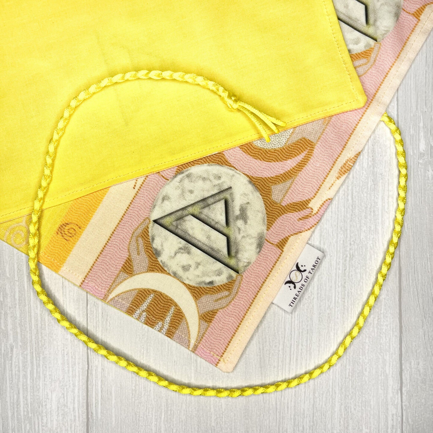 Air Symbol Tarot Wrap, Elemental Tarot Deck Storage Cloth, Tarot Card Holder, Pagan Witchcraft Wiccan Divination Supplies, Tarot Accessories