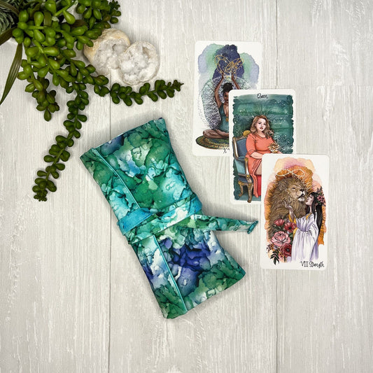 Tarot Wrap Pouch, Blue Green Tarot Deck Pouch, Tarot Altar Supplies & Accessories, Tarot Card Holder, Divination Pagan Tarot Reader Gift