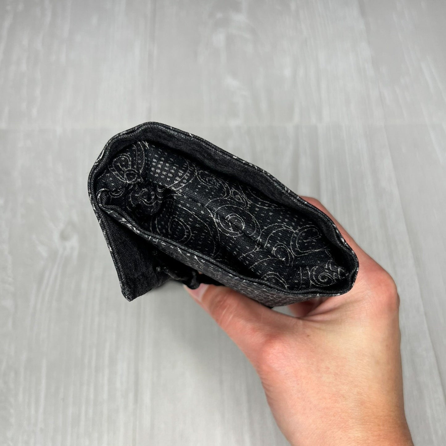 Gray Tarot Wrap Pouch, Tarot Fold Over Pouch, Tarot Supplies and Accessories, Tarot Card Holder, Divination Pagan Witch Tarot Reader Gift