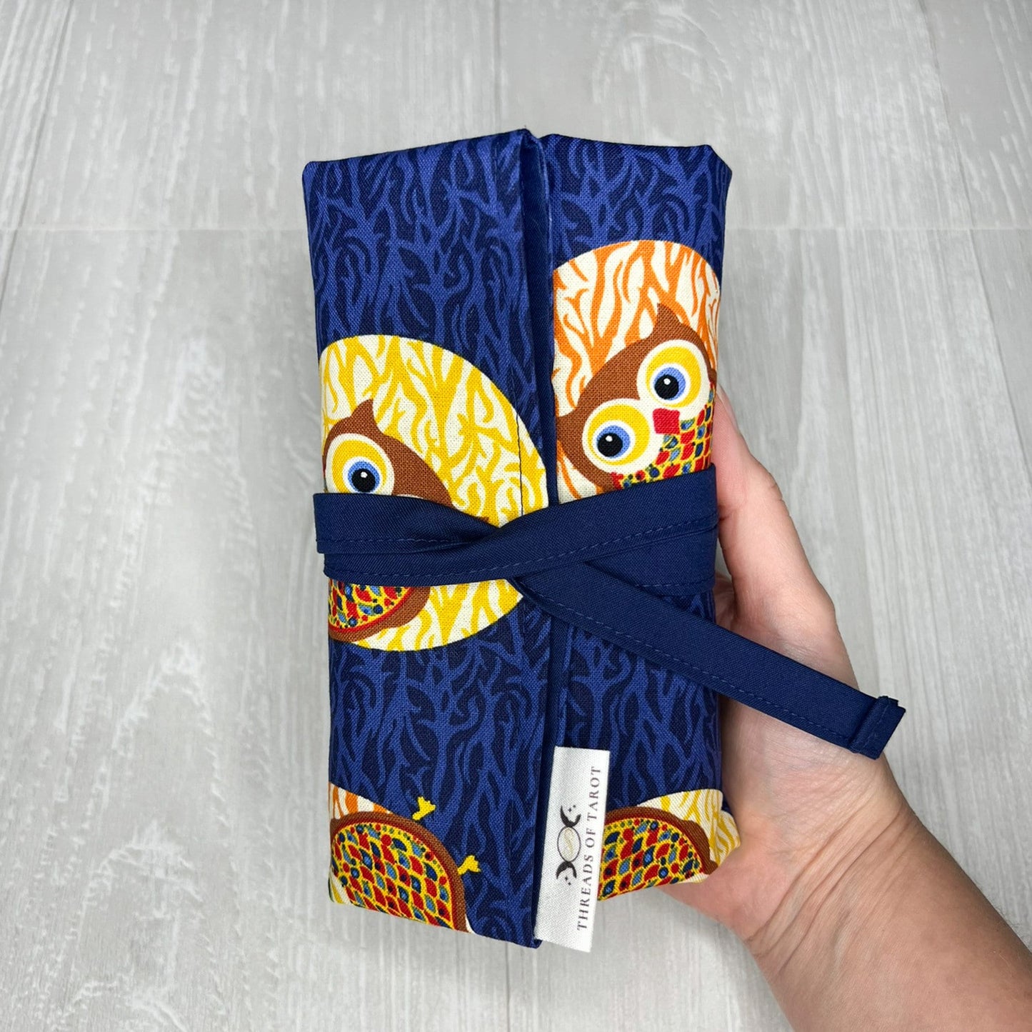 Owl Tarot Wrap, Blue Tarot Deck Storage Cloth, Oracle Deck Holder, Pagan Witchcraft Wiccan Divination Supplies, Tarot Accessories