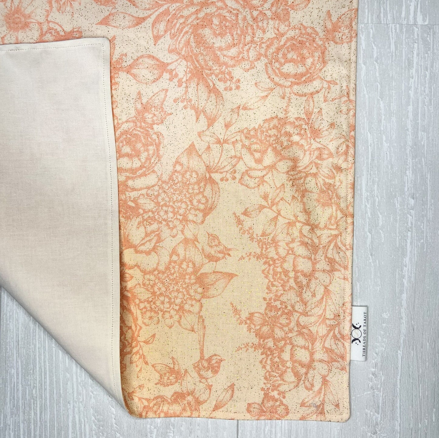 Floral Tarot Cloth, Botanical Altar Cloth, Tarot Reading Supplies and Accessories, Rune & Charm Casting Cloth, Pagan Witch Tarot Reader Gift