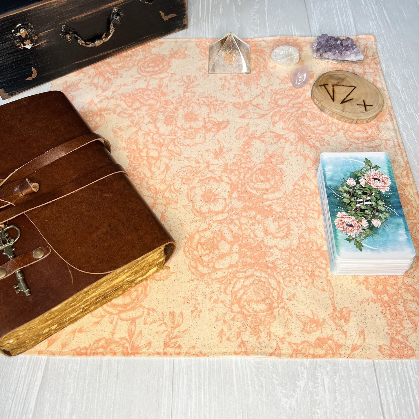 Floral Tarot Cloth, Botanical Altar Cloth, Tarot Reading Supplies and Accessories, Rune & Charm Casting Cloth, Pagan Witch Tarot Reader Gift