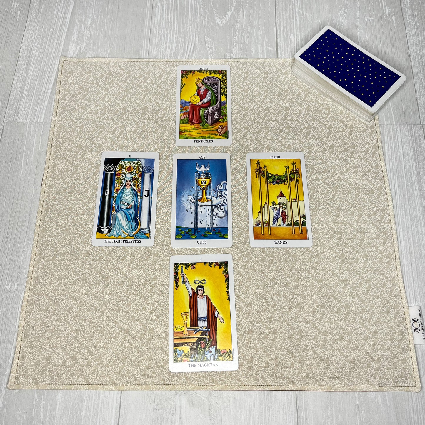 Beige Floral Altar Cloth, Tarot Ritual Cloth, Rune Casting, Tarot Reading Supplies, Pagan Witchcraft Wiccan Gift Supplies, Divination Tools