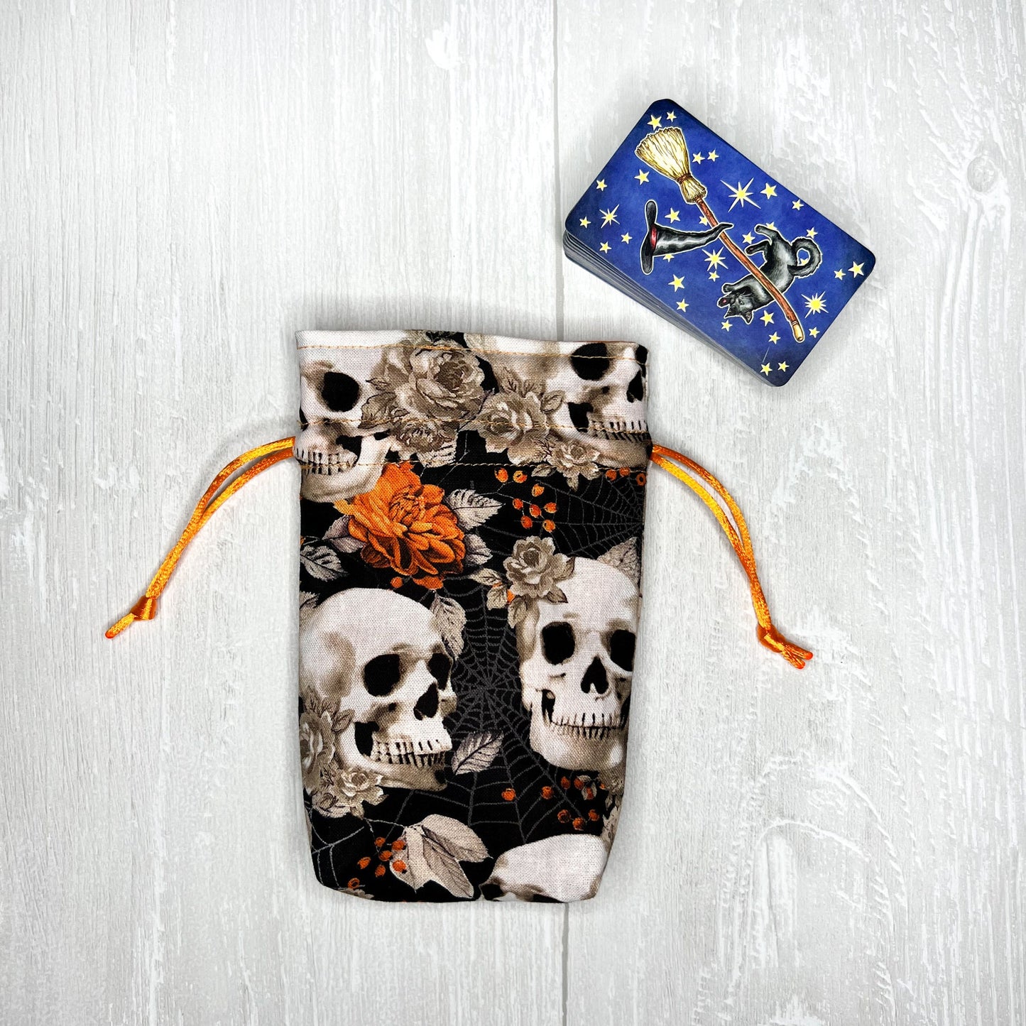 Mini Orange Skulls Tarot Deck Bag, Pocket Tarot Drawstring Pouch, Dice Rune Crystal Bag, Witchcraft Pagan Supplies Gifts, Divination Tools
