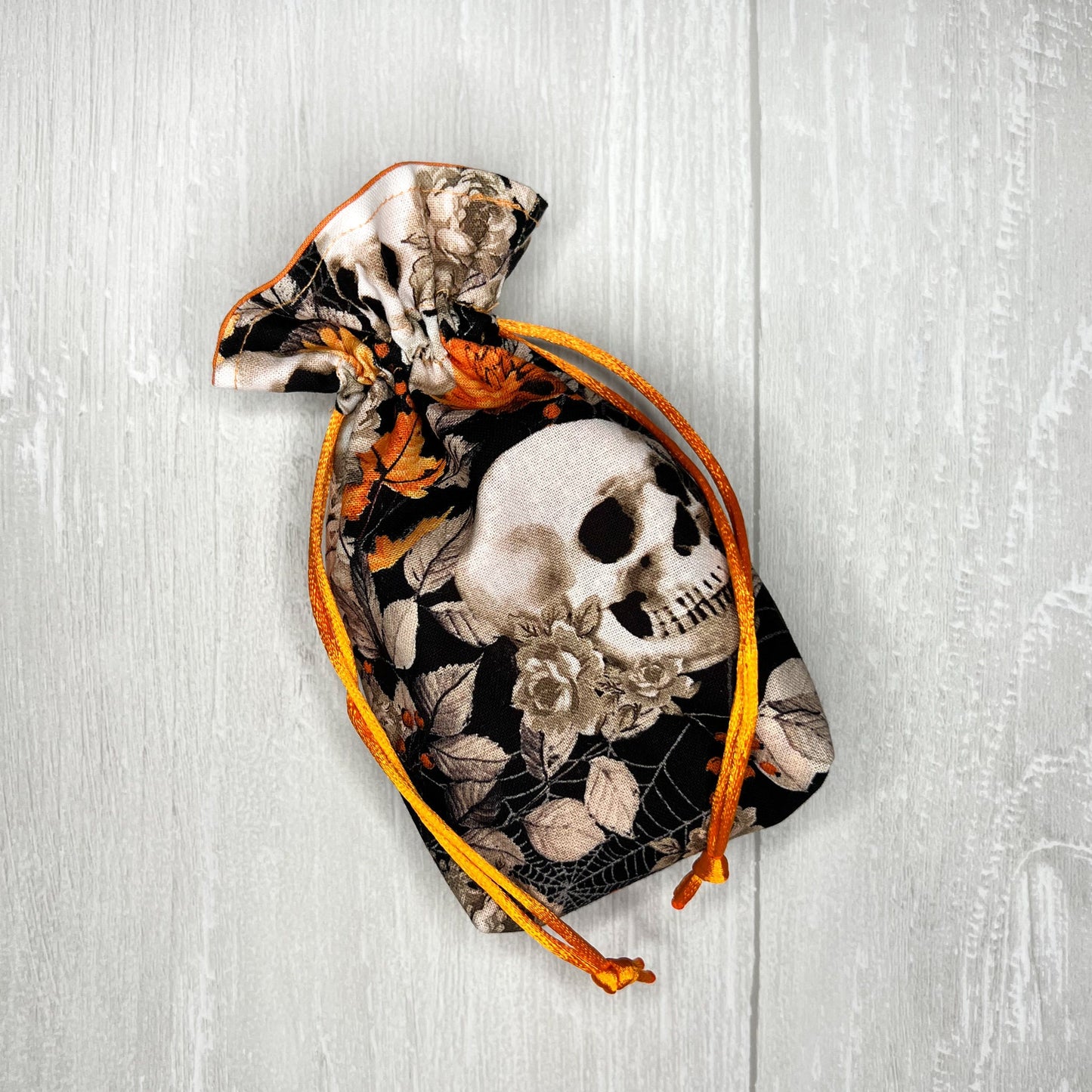 Mini Orange Skulls Tarot Deck Bag, Pocket Tarot Drawstring Pouch, Dice Rune Crystal Bag, Witchcraft Pagan Supplies Gifts, Divination Tools