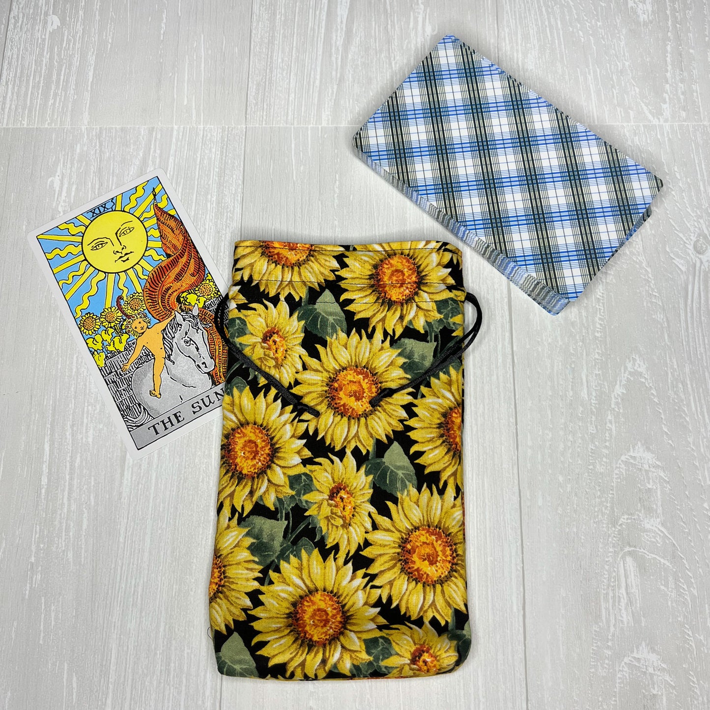 Sunflower Large Tarot Deck Bag, Tarot & Oracle Drawstring Pouch, Large Deck Storage Holder, Tarot Reader Birthday Gift, Witch Pagan Tools