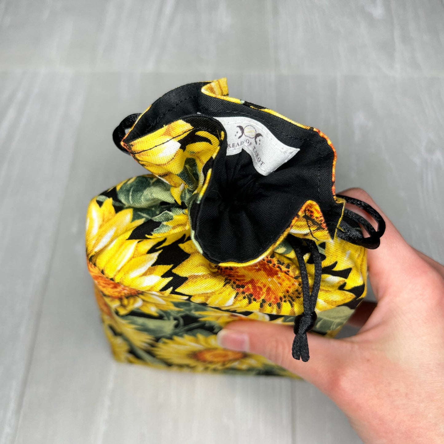 Sunflower Large Tarot Deck Bag, Tarot & Oracle Drawstring Pouch, Large Deck Storage Holder, Tarot Reader Birthday Gift, Witch Pagan Tools