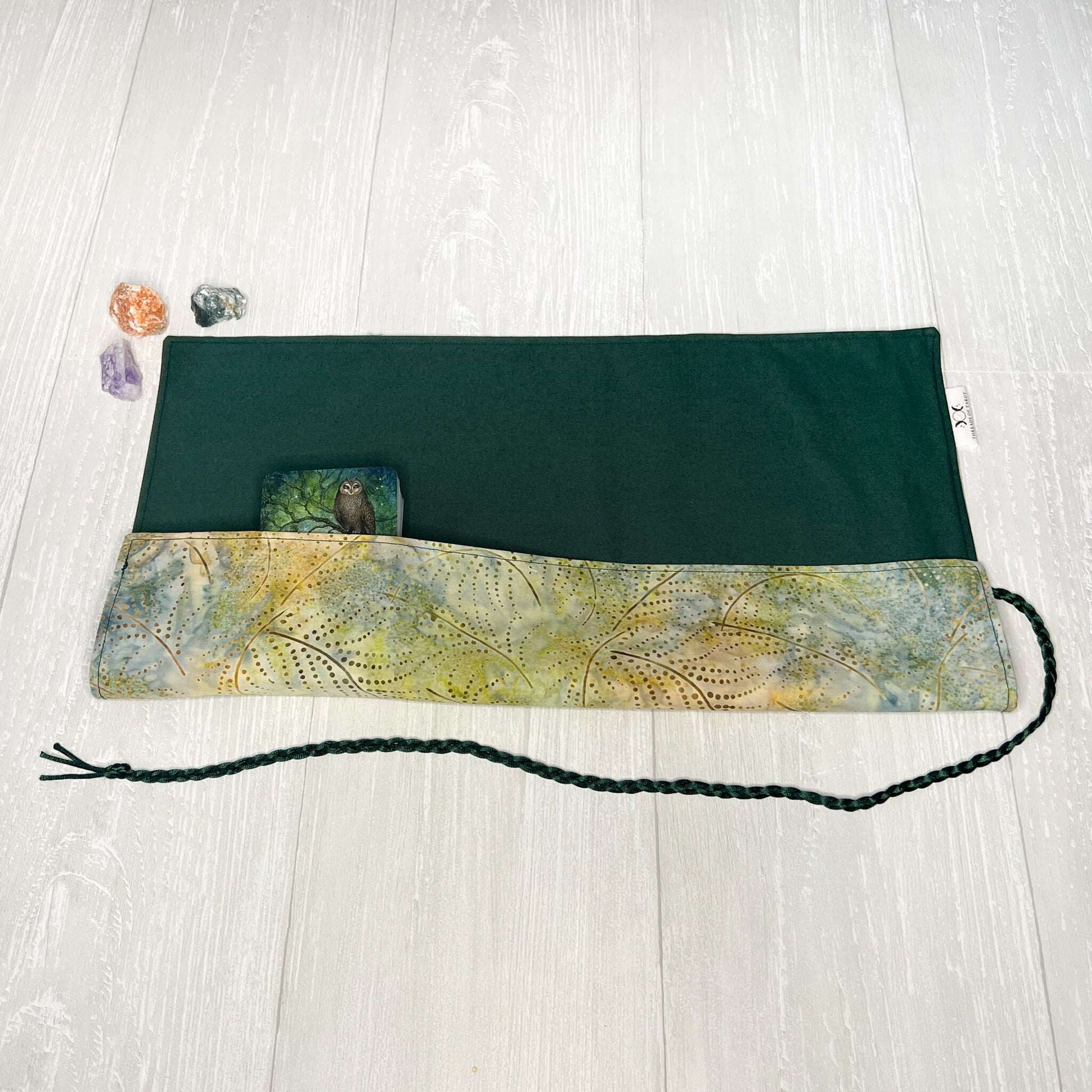 Green Earthy Tarot Wrap, Tarot Deck Storage Cloth, Tarot Card Holder, Pagan Witchcraft Wiccan Divination Tools & Supplies, Tarot Accessories