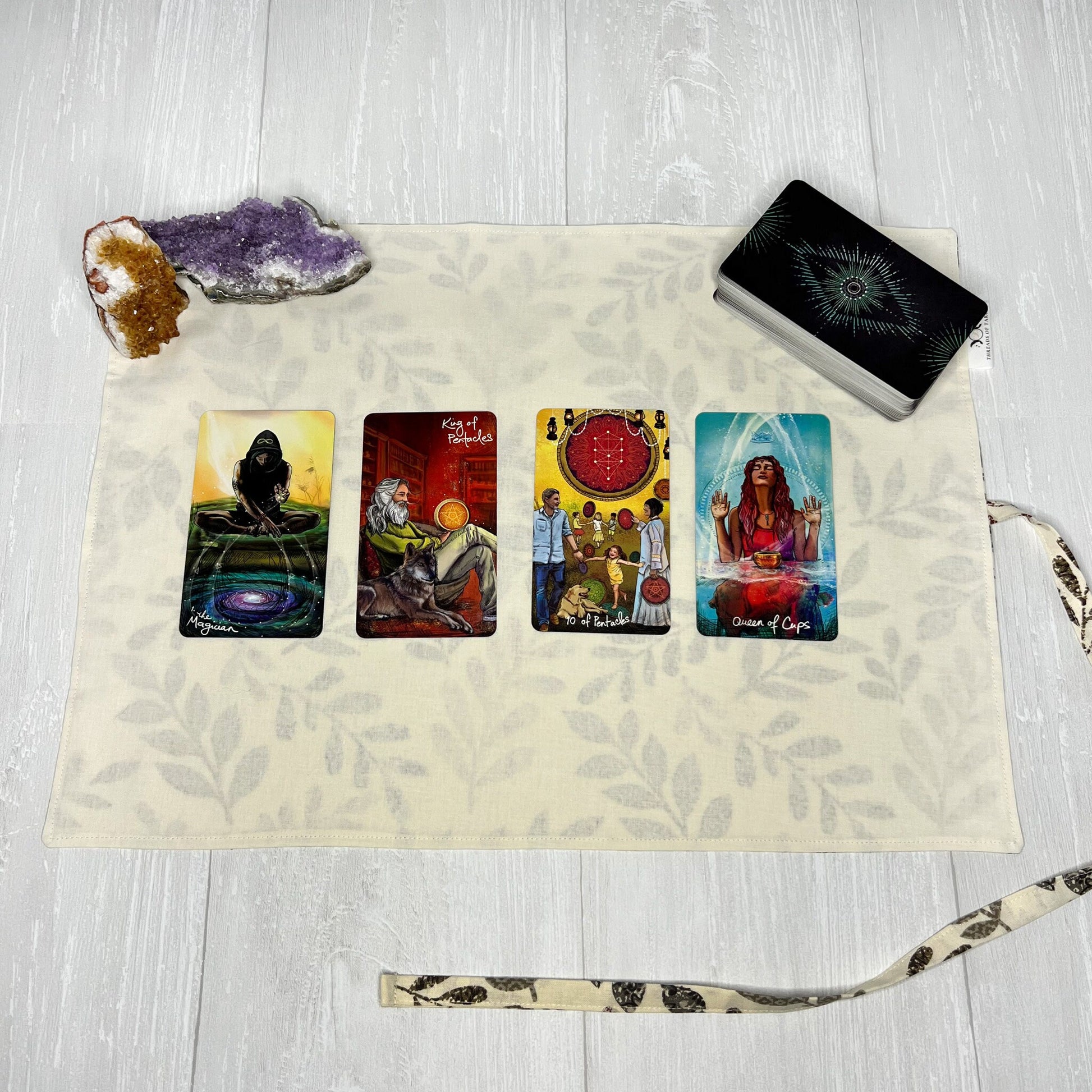 Beige Tarot Wrap, Tarot Deck Storage Cloth, Tarot Card Holder, Pagan Witchcraft Wiccan Divination Tools & Supplies, Tarot Accessories
