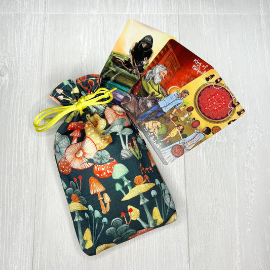 Mushroom Tarot Bag, Green Yellow Lined Drawstring Pouch, Tarot Deck Storage Holder, Pagan Witchcraft Wiccan Divination Tool Gifts & Supplies