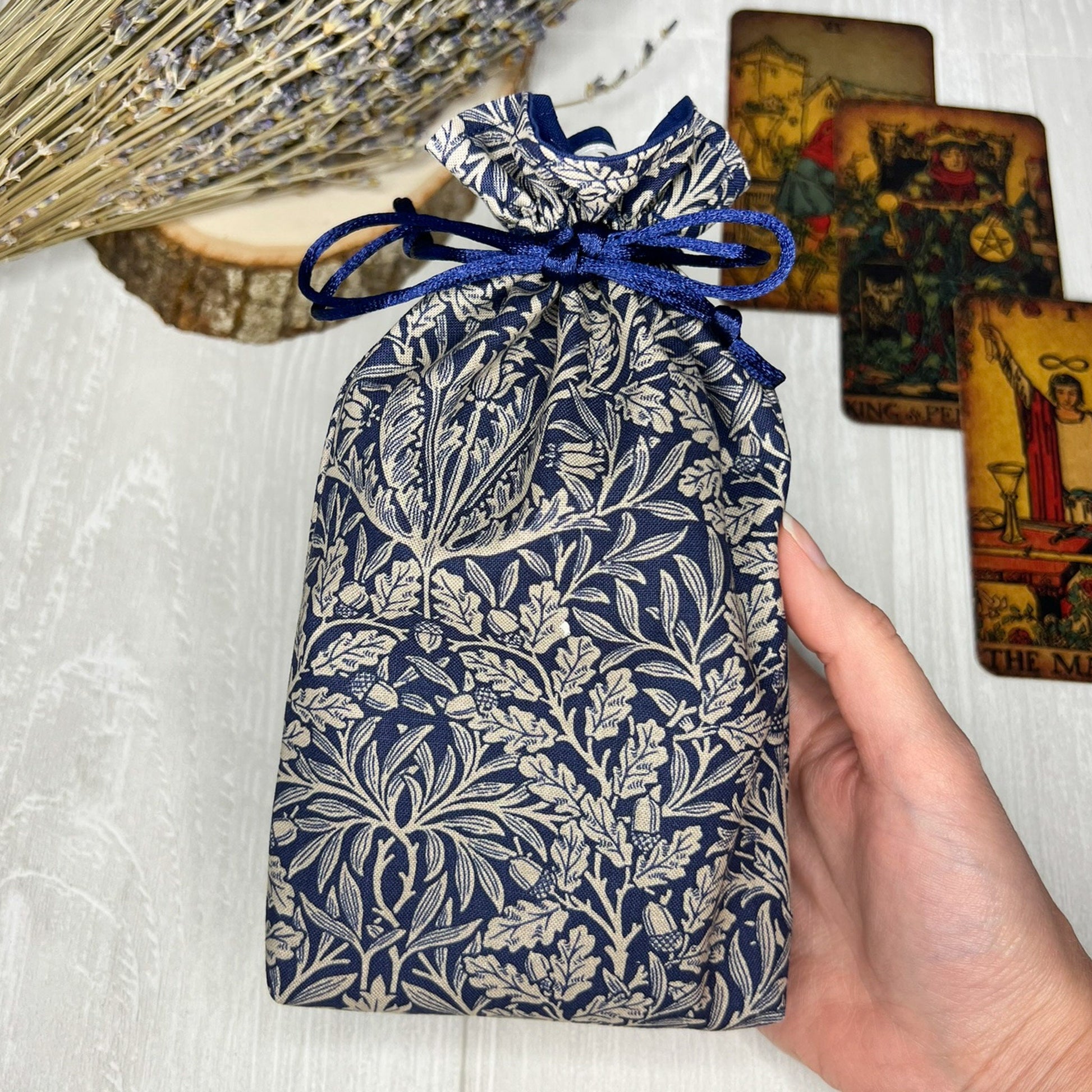 Navy Floral Tarot Bag, William Morris Drawstring Pouch, Tarot Deck Storage Holder, Pagan Witchcraft Wiccan Divination Tool Gifts & Supplies