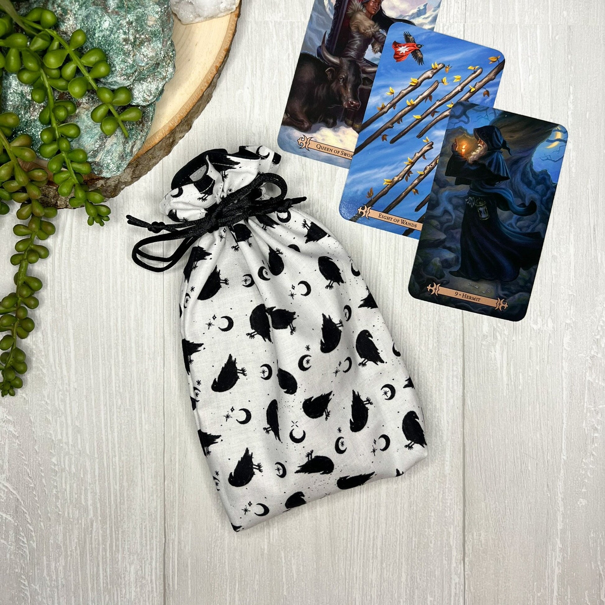 Crow Tarot Bag, Drawstring Pouch, Tarot Deck Storage Holder, Standard Tarot, Halloween Witchcraft Wiccan Divination Tools Gifts & Supplies