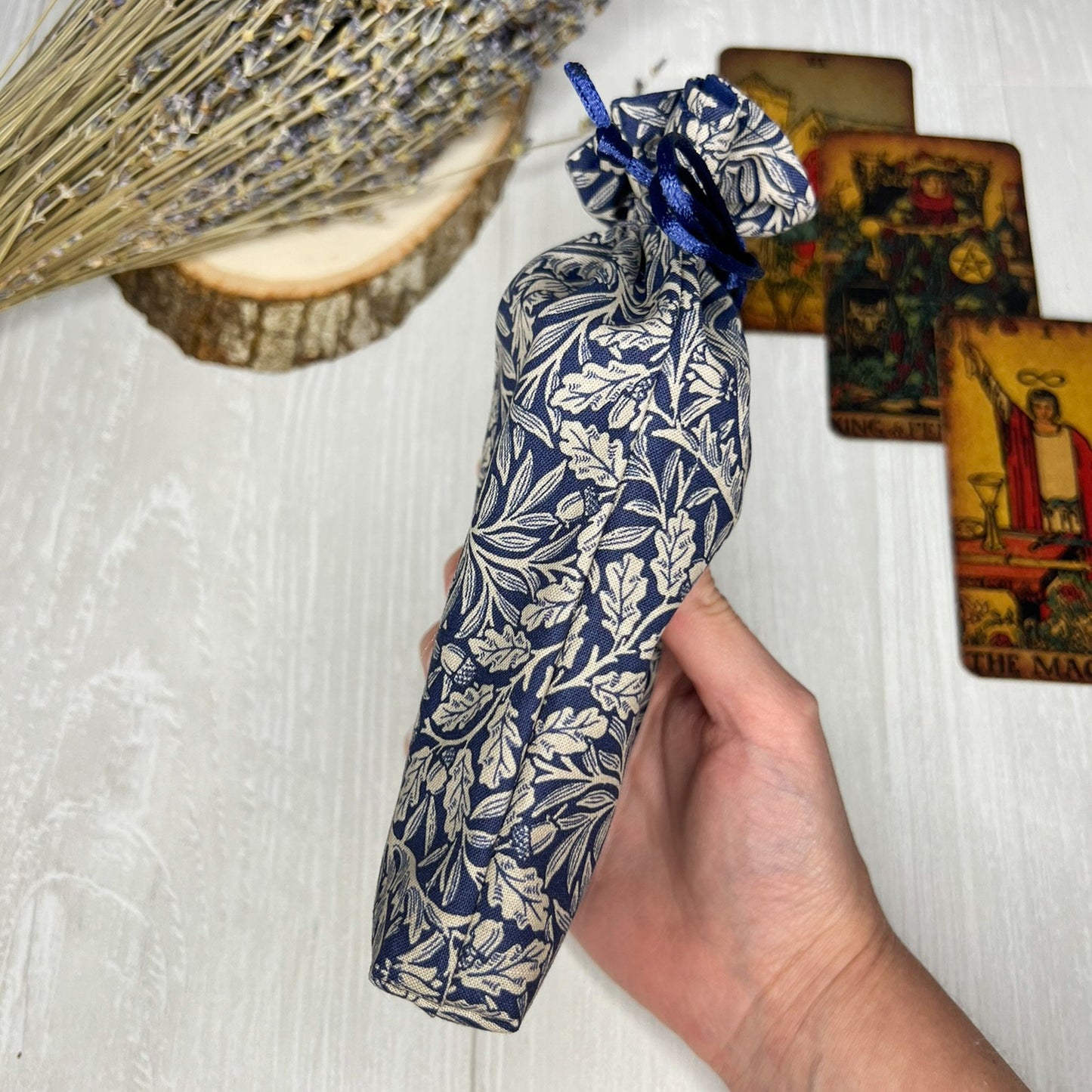 Navy Floral Tarot Bag, William Morris Drawstring Pouch, Tarot Deck Storage Holder, Pagan Witchcraft Wiccan Divination Tool Gifts & Supplies