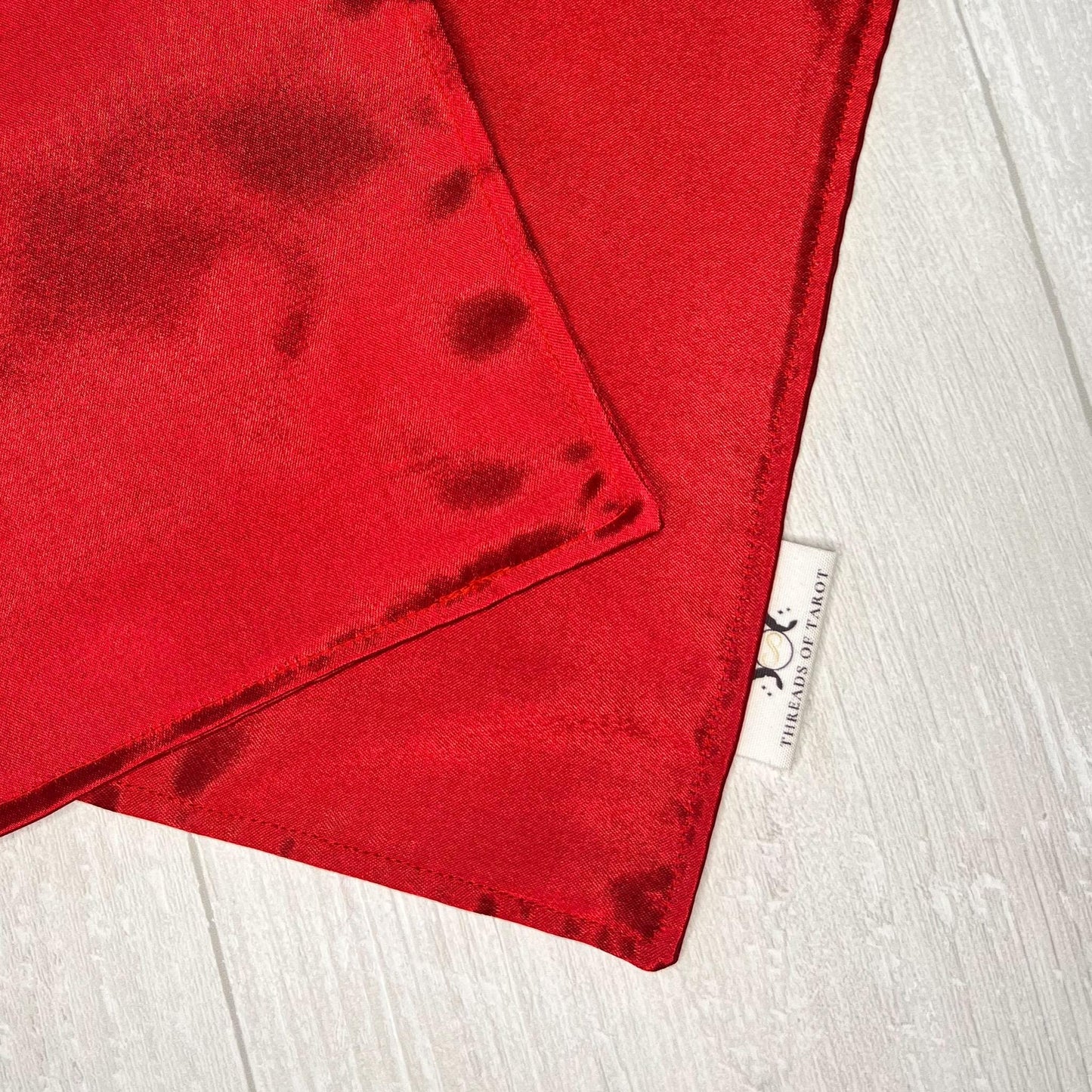 Small Red Satin Altar Cloth, Tarot Reading Cloth, Ritual Cloth, Rune Casting, Tarot Reading Supplies, Divination Tool, Witch Altar Decor