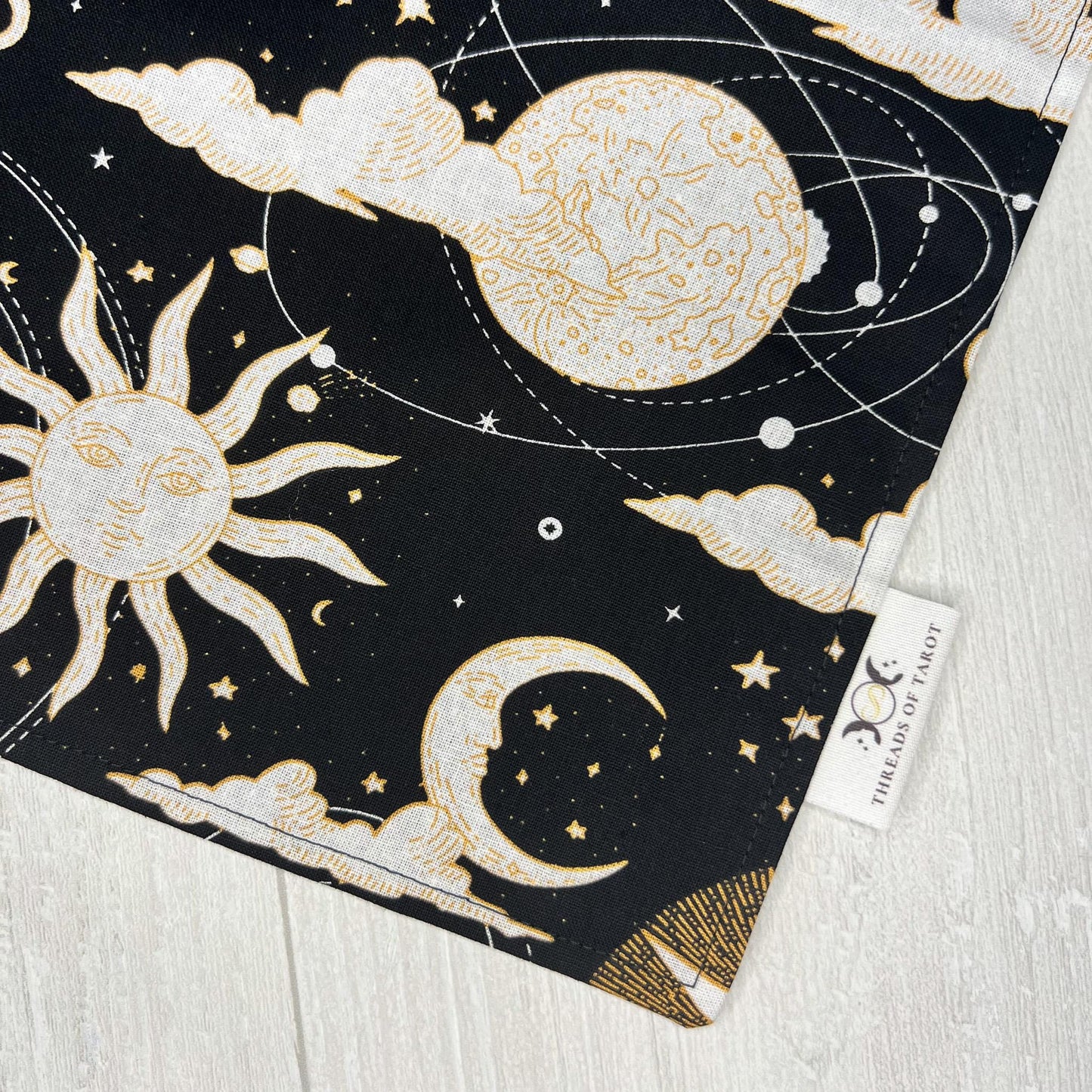 Celestial Altar Cloth, Sun & Moon Tarot Ritual Cloth, Rune Casting, Tarot Reading Supplies, Pagan Witchcraft Wiccan Gifts, Divination Tools