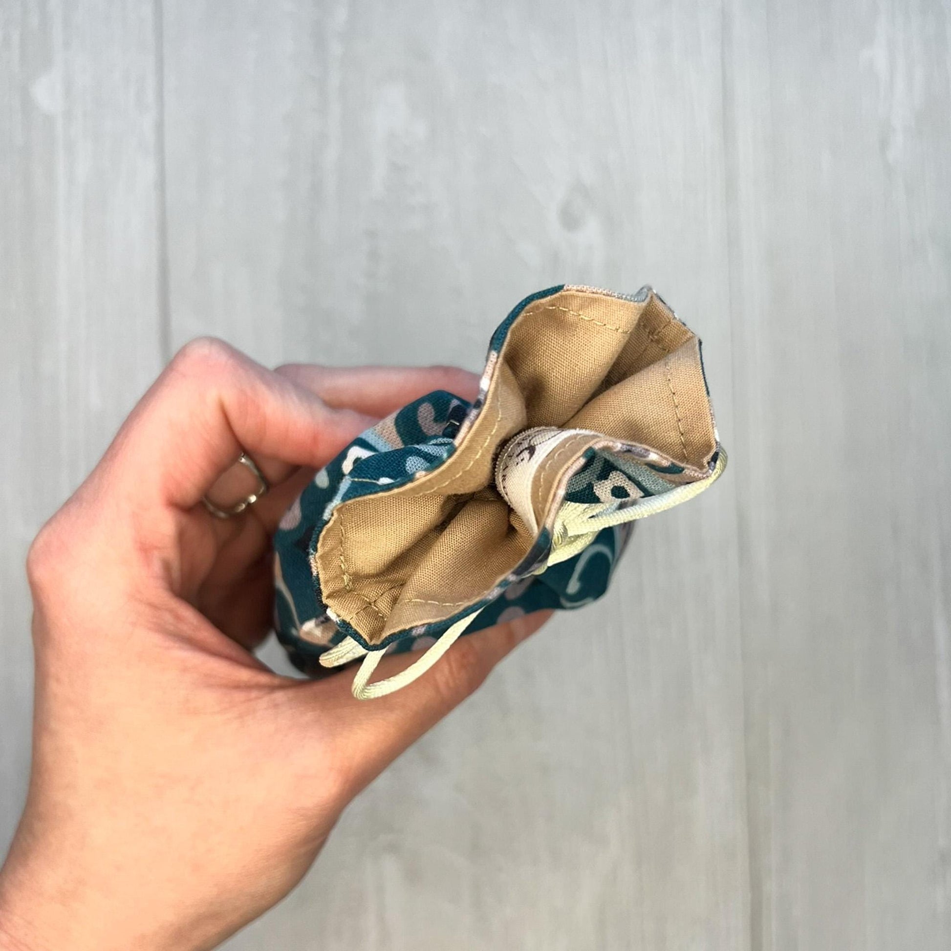 Mini Floral Tarot Bag, Drawstring Pouch, Tarot Deck Storage Holder, Standard Tarot Case, Pagan Witchcraft Divination Tools Gifts & Supplies