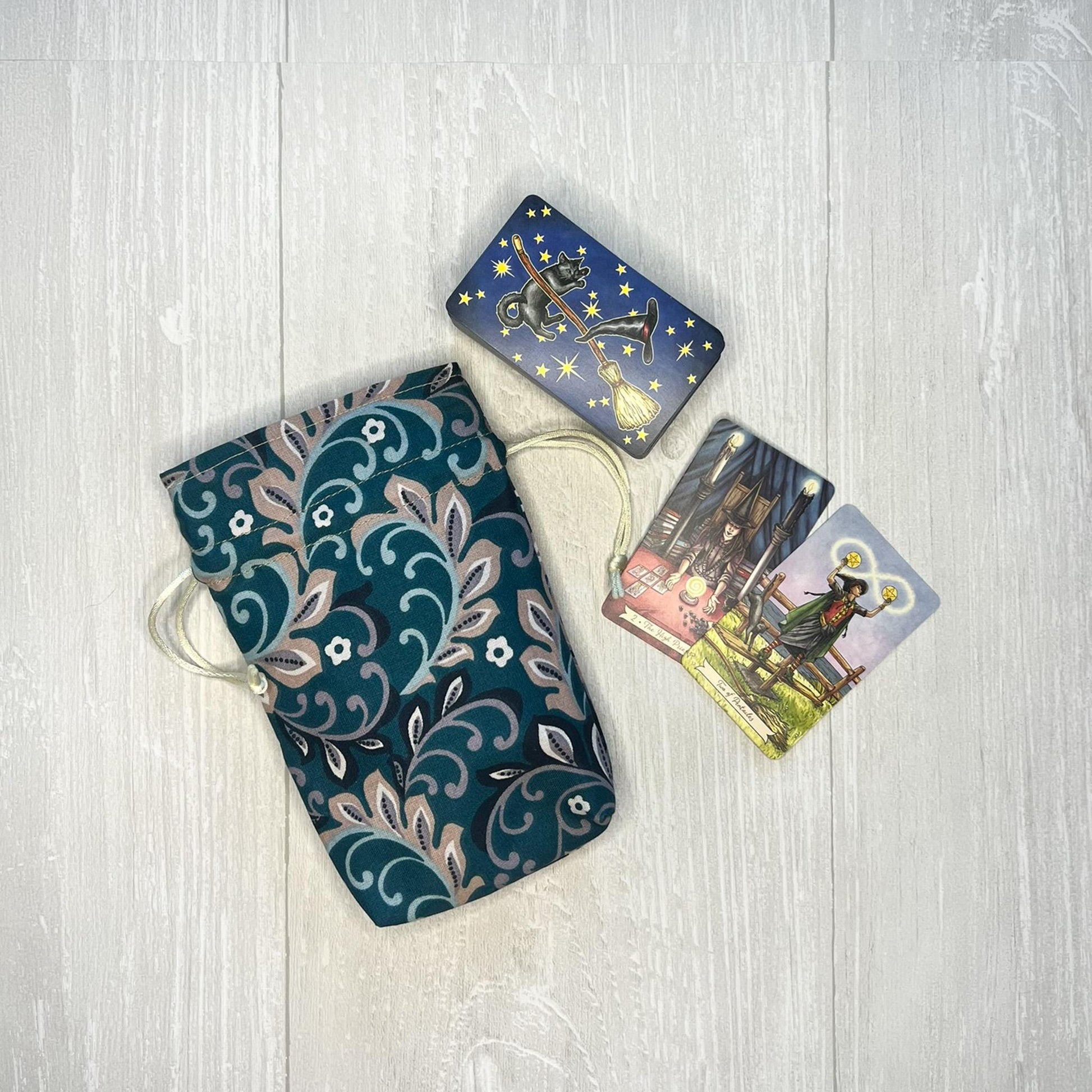 Mini Floral Tarot Bag, Drawstring Pouch, Tarot Deck Storage Holder, Standard Tarot Case, Pagan Witchcraft Divination Tools Gifts & Supplies
