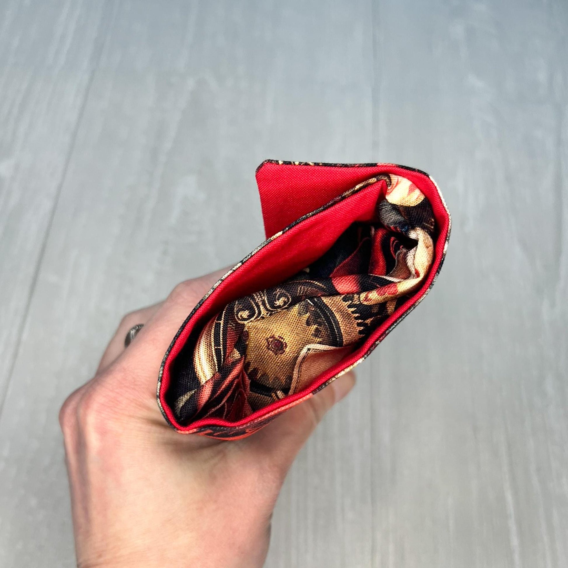Customizable Wonderland Tarot Wrap Pouch, Alice's Adventures in Wonderland Tarot Bag, Cat White Rabbit Tarot Deck Wrap