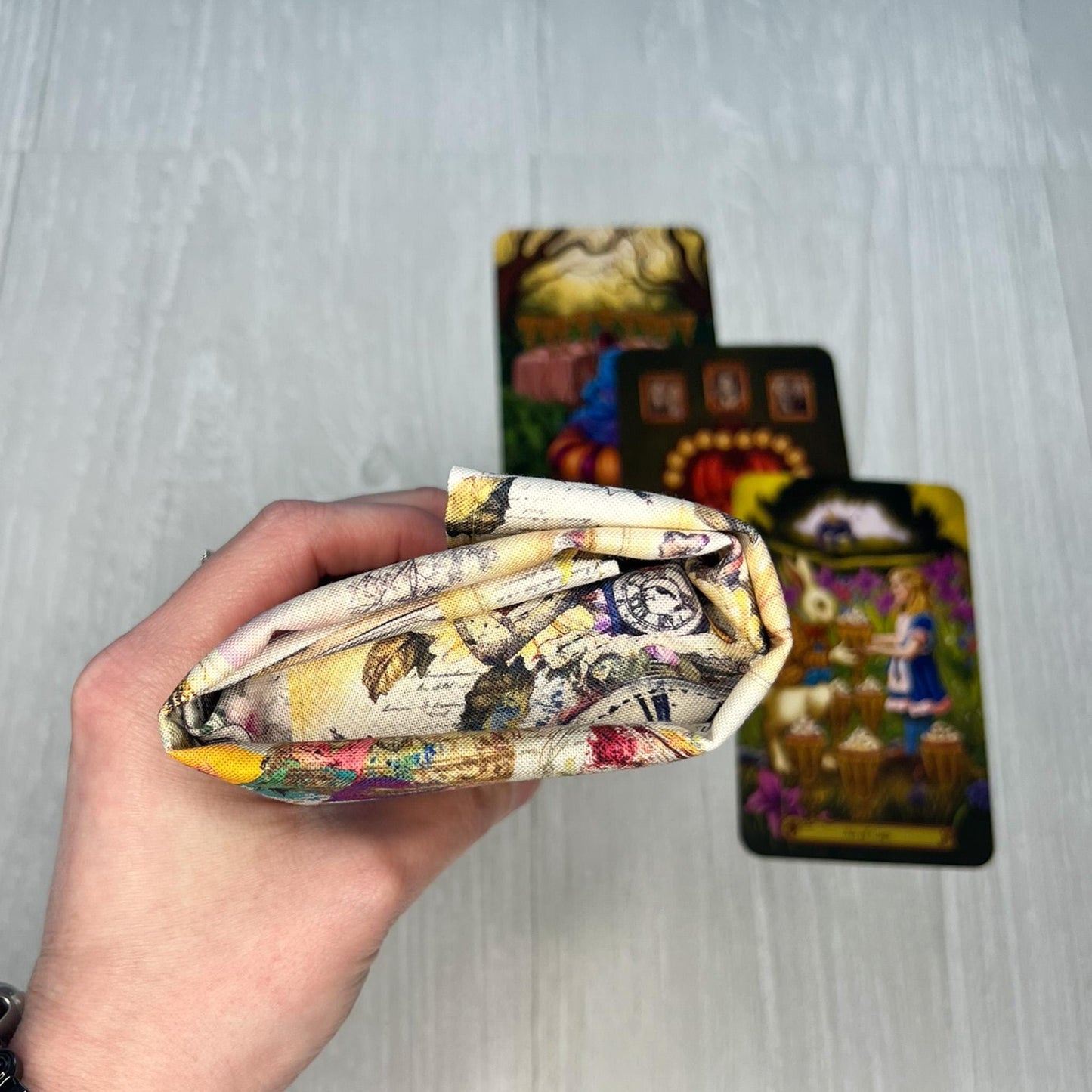 Alice's Adventures in Wonderland Tarot Bag, Wonderland Tarot Wrap, Vintage Like Watercolor Alice Tarot Wrap
