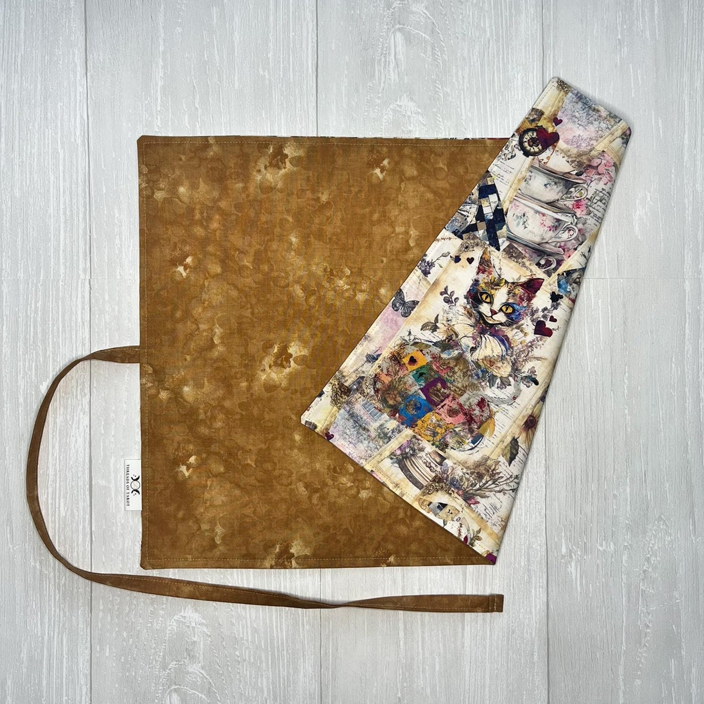 Alice's Adventures in Wonderland Tarot Bag, Wonderland Tarot Wrap, Vintage Like Watercolor Alice Tarot Wrap