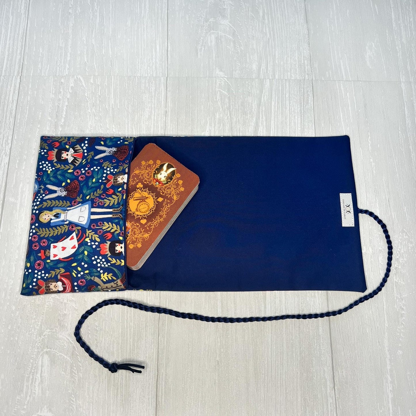 Alice's Adventures in Wonderland Tarot Wrap Pouch, Wonderland Tarot Card Pouch, Cat White Rabbit Tarot Deck Holder