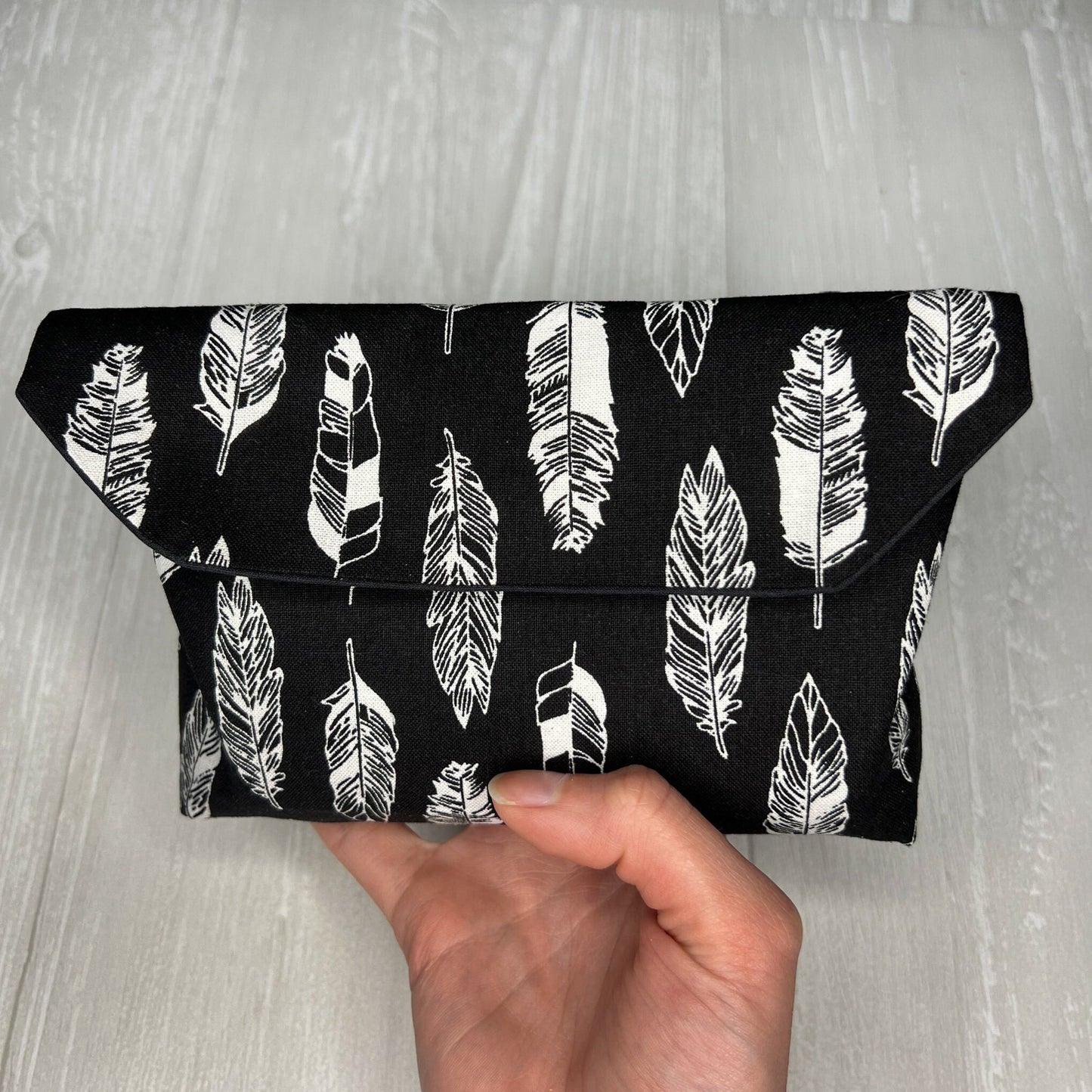 Feather Tarot Clutch Pouch, Fold Over Magnetic Clasp Tarot Pouch, Tarot Reading Gifts Supplies & Accessories, Tarot Card Storage Holder