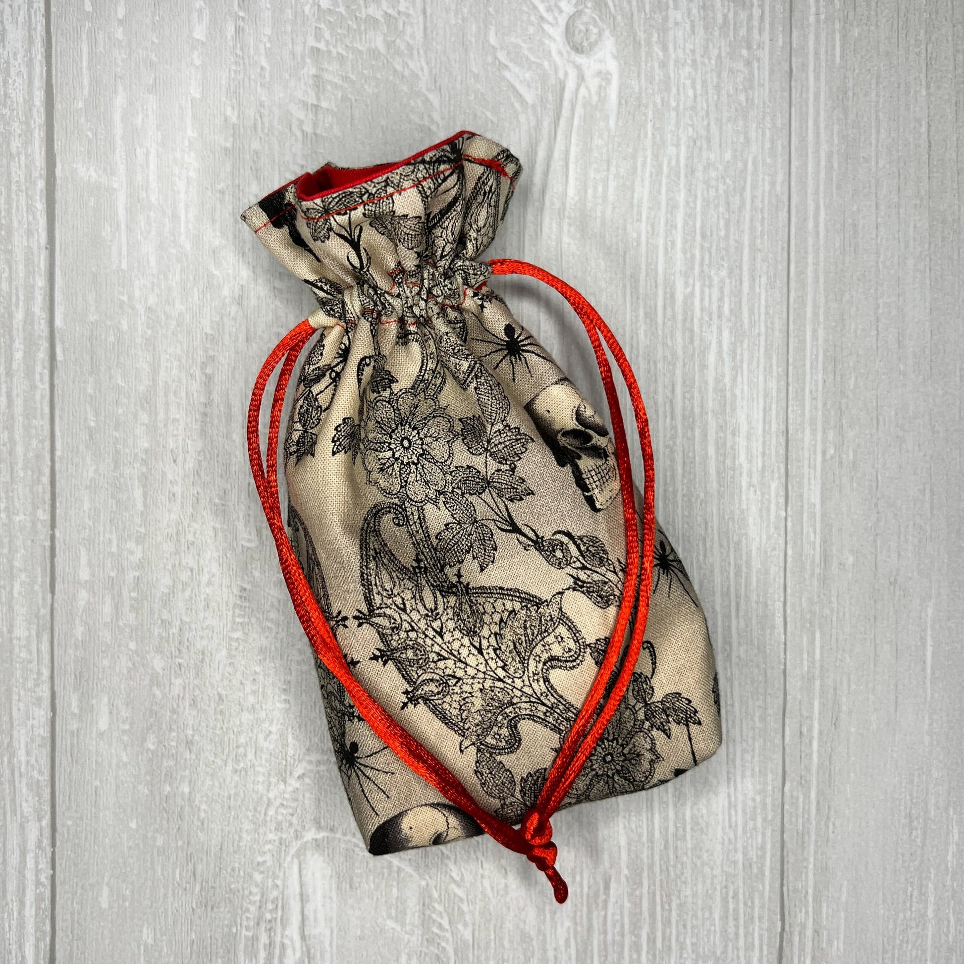 Red Mini Tarot Deck Bag, Drawstring Pouch, Pocket Tarot, Dice Rune Crystal Bag, Witchcraft Wiccan & Pagan Supplies Gifts, Divination Tools