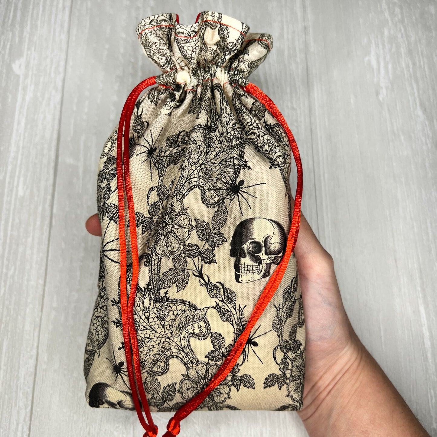 Red Tarot Bag, Spider Drawstring Pouch, Tarot Deck Storage Holder, Standard Tarot, Halloween Witchcraft Divination Tools Gifts & Supplies