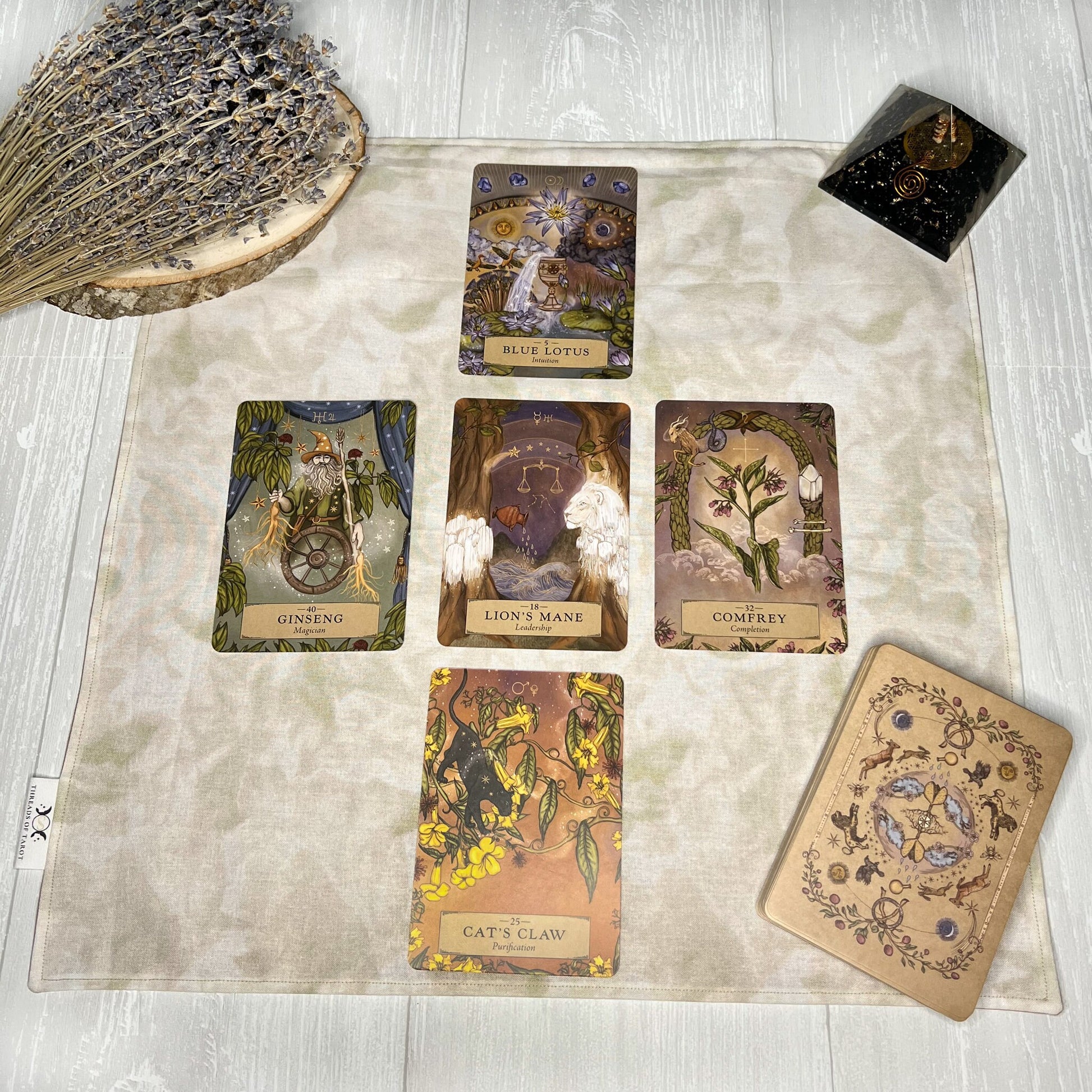 Beige Altar Cloth, Tarot Ritual Cloth, Rune Casting, Tarot Reading Supplies, Pagan Witchcraft Wiccan Gift Supplies, Divination Supplies